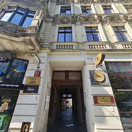 Apartment In The Strict City Centre Lodź Bagian luar foto