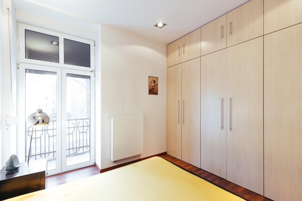 Apartment In The Strict City Centre Lodź Bagian luar foto